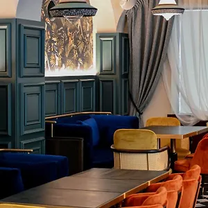 Royal Suite, Laibach